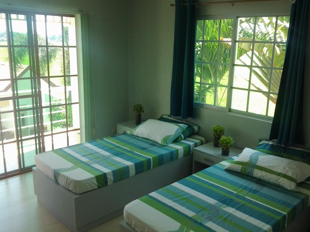 Pulilan Sir Nico Guesthouse And Resort חדר תמונה