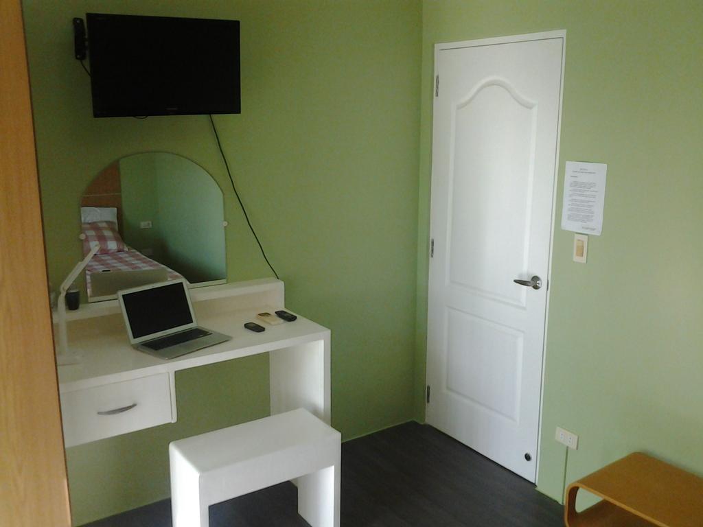 Pulilan Sir Nico Guesthouse And Resort חדר תמונה
