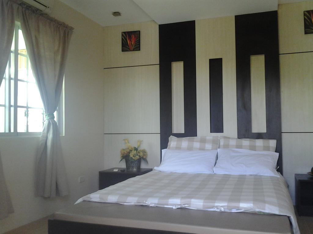 Pulilan Sir Nico Guesthouse And Resort חדר תמונה